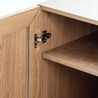 L'accessorio perfetto per la casa: armadietto in vetro con ante, dal design elegante e capiente