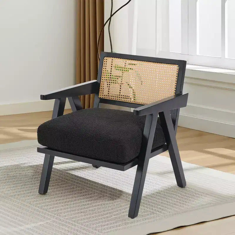 Poltrona d'accento Mid-Century beige/nera/grigia, schienale in rattan, posto singolo