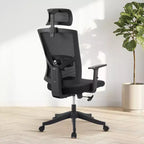Sedia da ufficio a schienale alto in rete, colore nero/grigio, con braccioli, supporto lombare e poggiatesta regolabili, monoposto