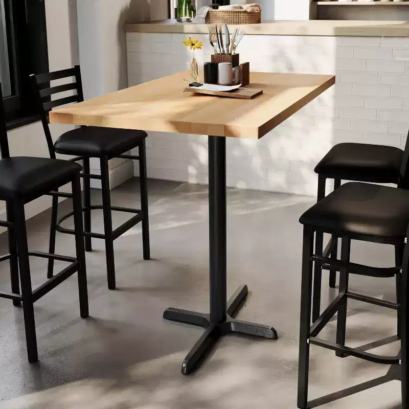 Piano tavolo commerciale in legno massello con base a X in ghisa resistente alla ruggine ad altezza bar