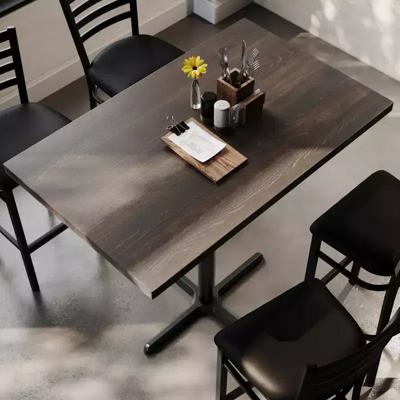 Piano tavolo commerciale in legno massello con base a X in ghisa resistente alla ruggine ad altezza bar