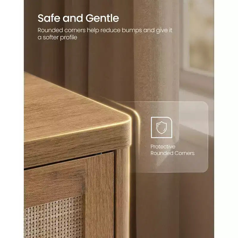 Scarpiera sottile Boho da ingresso con ante a ribalta effetto rattan e angoli arrotondati