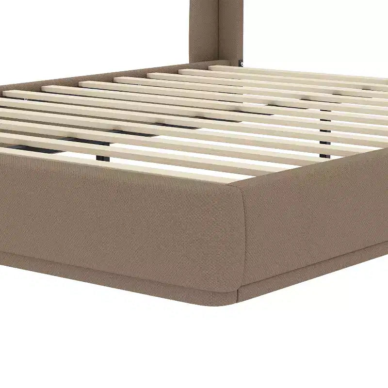 Letto a piattaforma Queen imbottito con testiera ad ali imbottita – Profilo basso