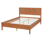 Letto con struttura a piattaforma Queen/King e testiera classica a pannelli