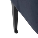 Grande panca contenitore moderna con gambe in metallo nero opaco