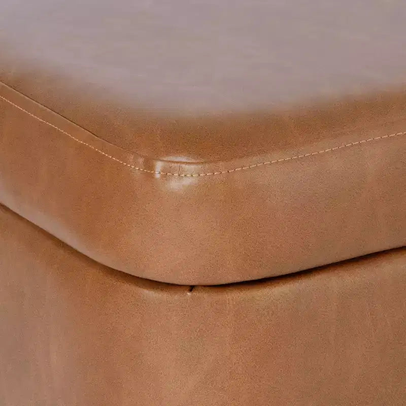Grande panca contenitore moderna con gambe in metallo nero opaco