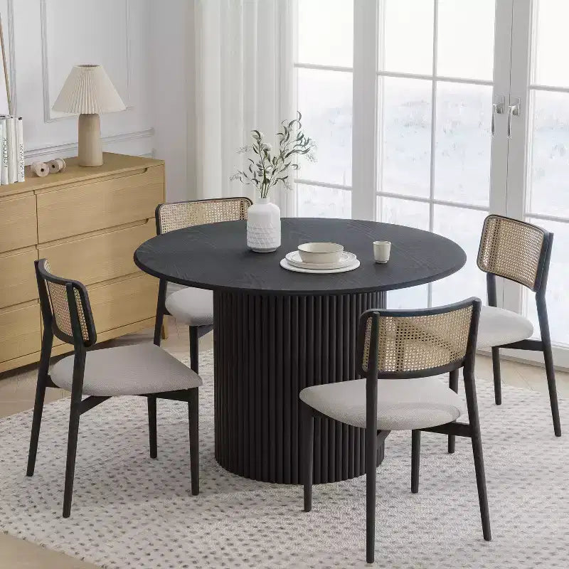 Tavolo da pranzo rotondo con piedistallo nero per 4 persone, legno di caucciù, 117 cm