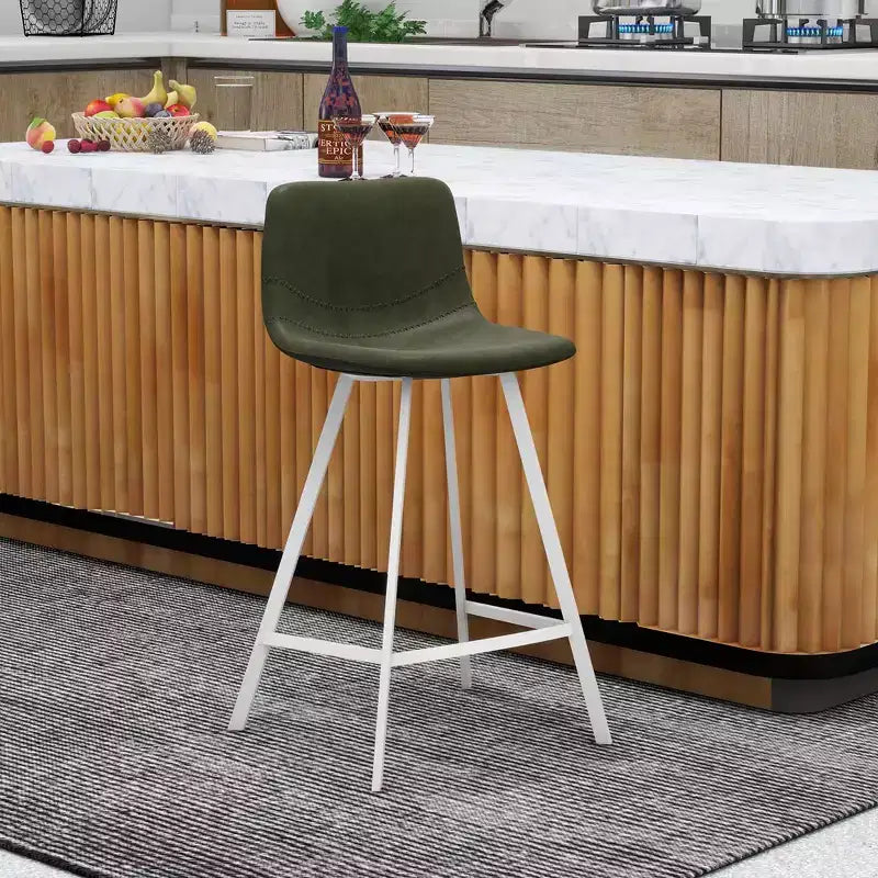Sgabello da bar imbottito in pelle da 35" con base in acciaio inossidabile